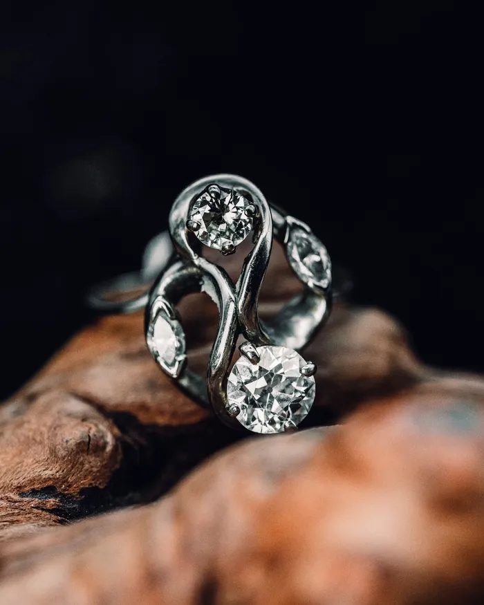 14k White Gold Vintage Diamond Ring Consignment Rings