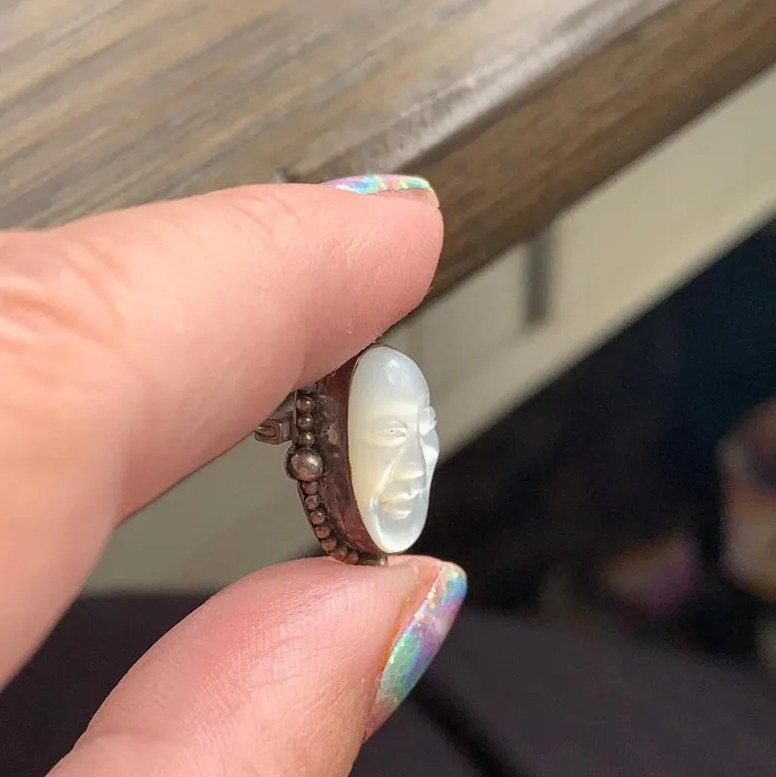 Love Vintage Paris Necklaces Carved Mother of Pearl Moon Face Brooch Sterling Silver Vintage
