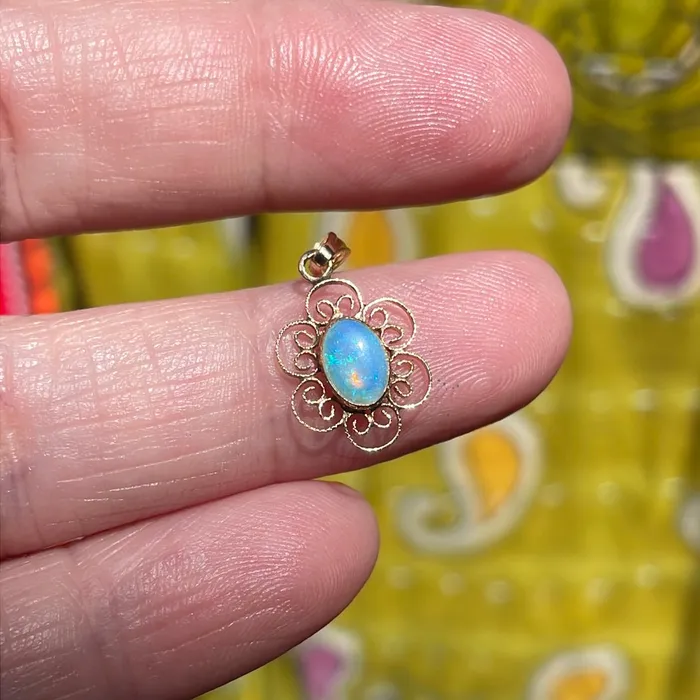 PreStyled Sets Vintage Paris Jewelry Opal Filigree Pendant 14k Gold Vintage PreStyled Sets Vintage Paris Jewelry Opal Filigree Pendant 14k Gold Vintage
